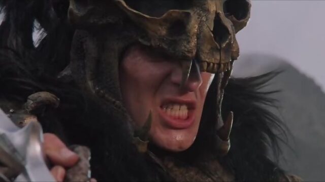 Фильм Горец / Highlander (1986) и заглавная песня Who wants to live forever группы Queen.