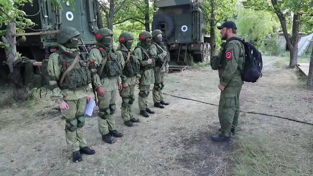 Кадры посещения военными священниками Центрального военного округа зоны проведения специальной военной операции