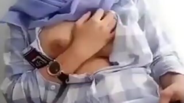 ABG jilbab Sange gosok memek Porn Tube Movie-Xvideos.com embed video.mp4